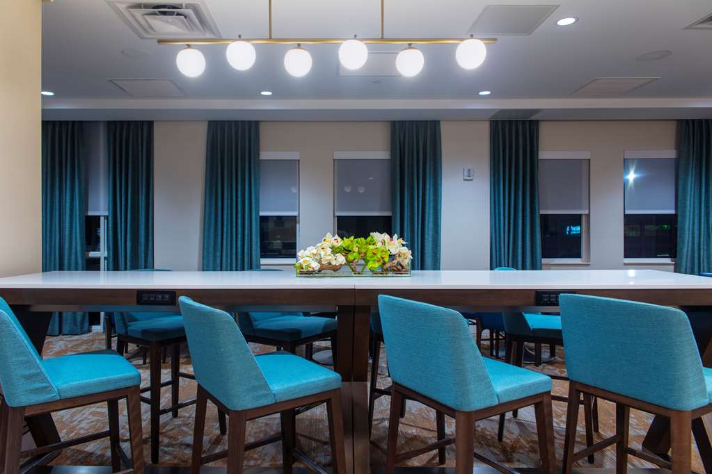 Hampton Inn & Suites Miami-airport South-blue Lagoon