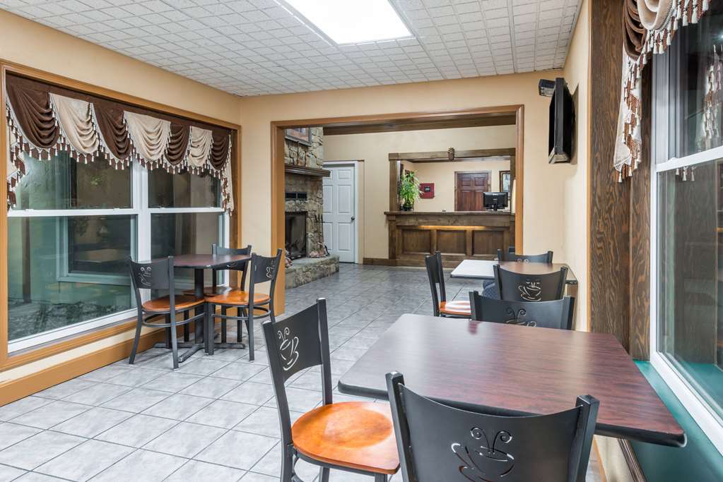 Super 8 Higginsville