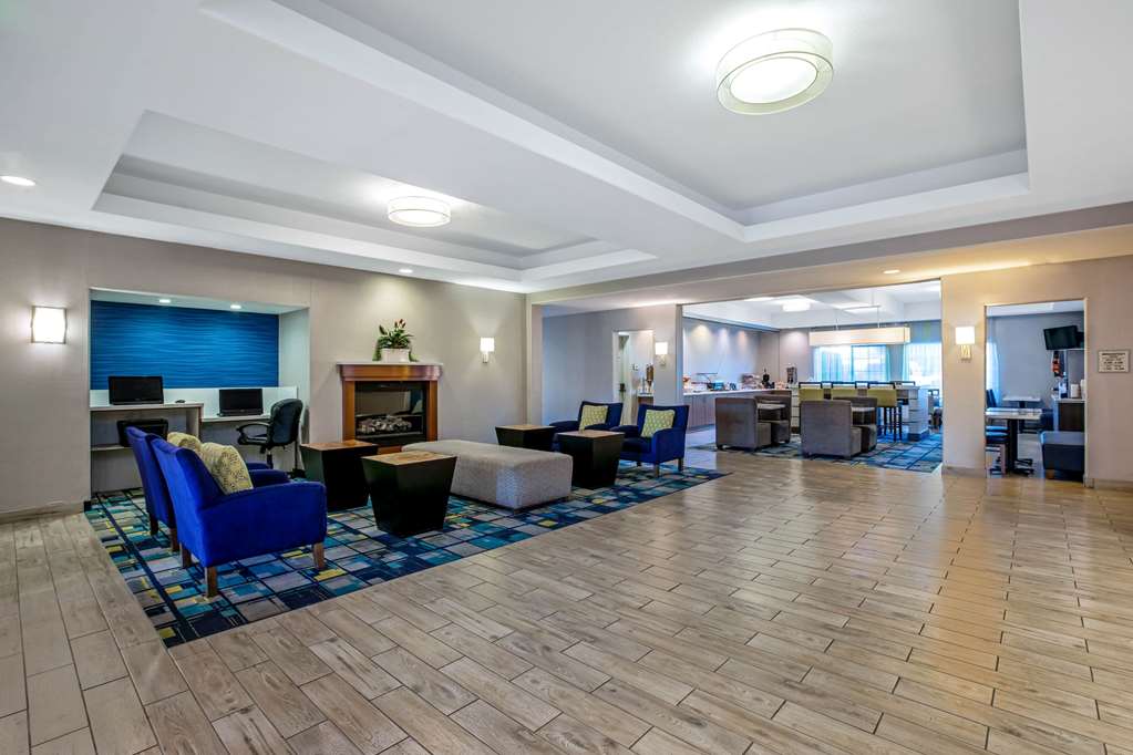 La Quinta Inn Ste Mantecaripon