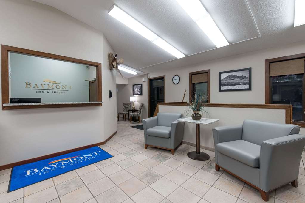 Baymont Inn And Suites Pierre