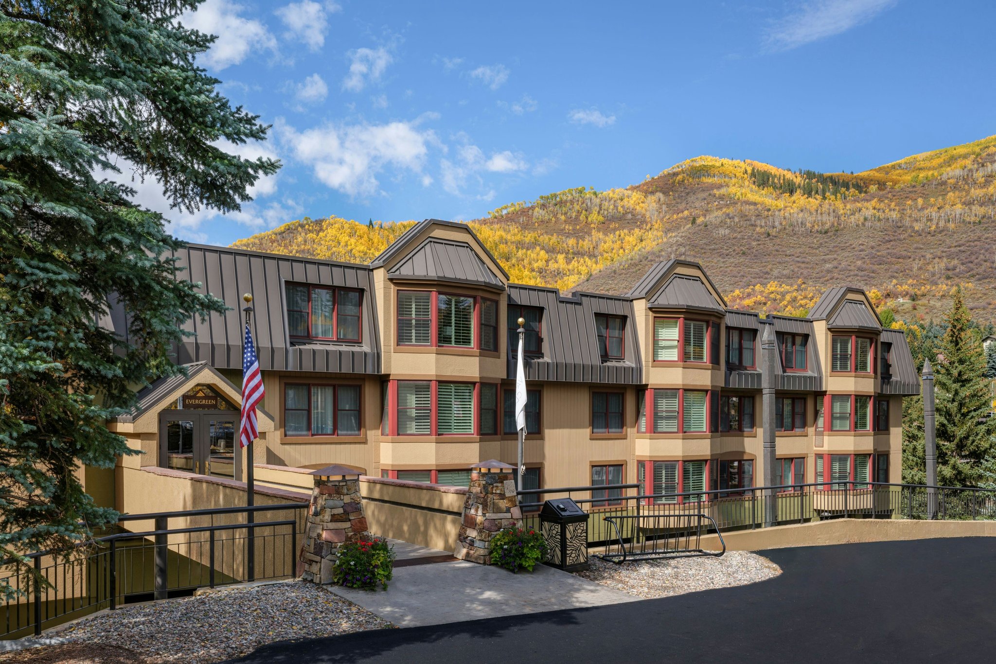 Marriott Vacation Club Streamside Douglas At Vail