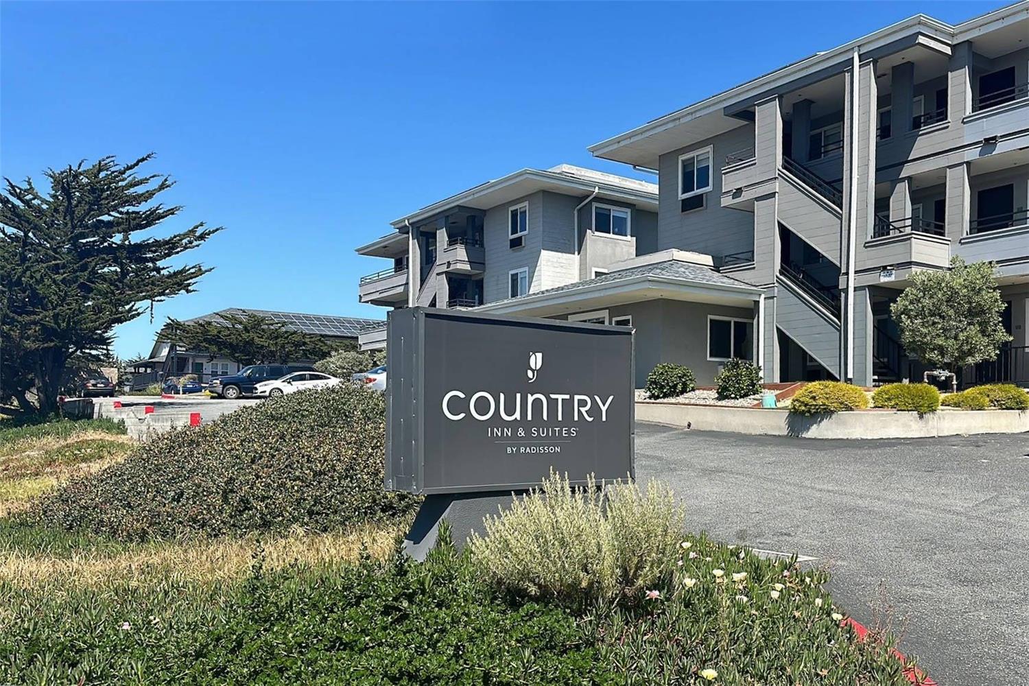 Country Inn And Suites By Radisson Monterey Beachfront-marina Ca