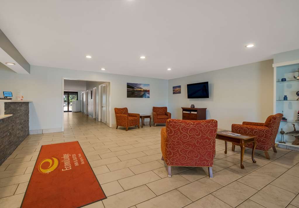Econo Lodge Inn And Suites Fulton - Rockport