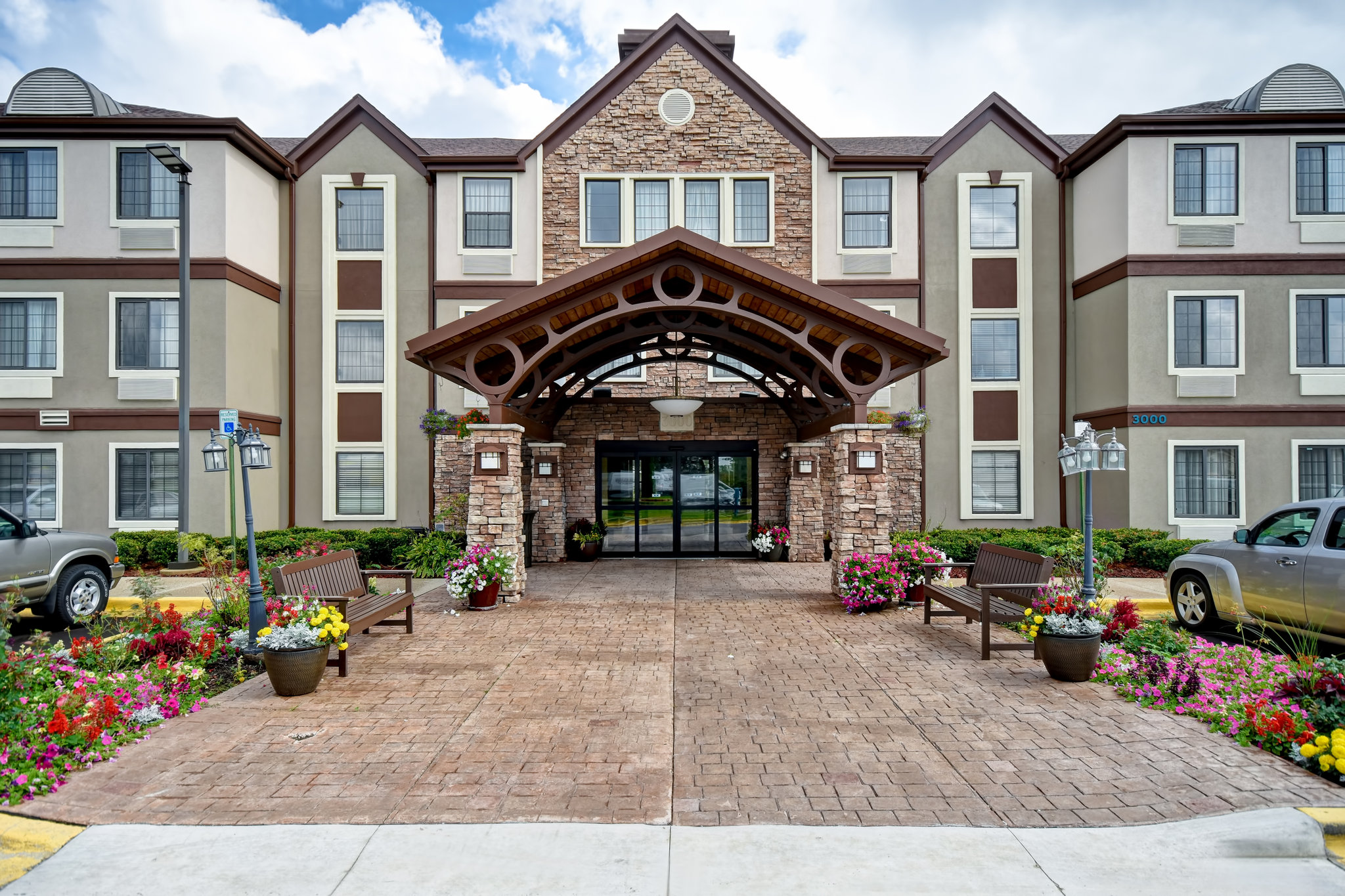Staybridge Suites Grand Rapids - Airport