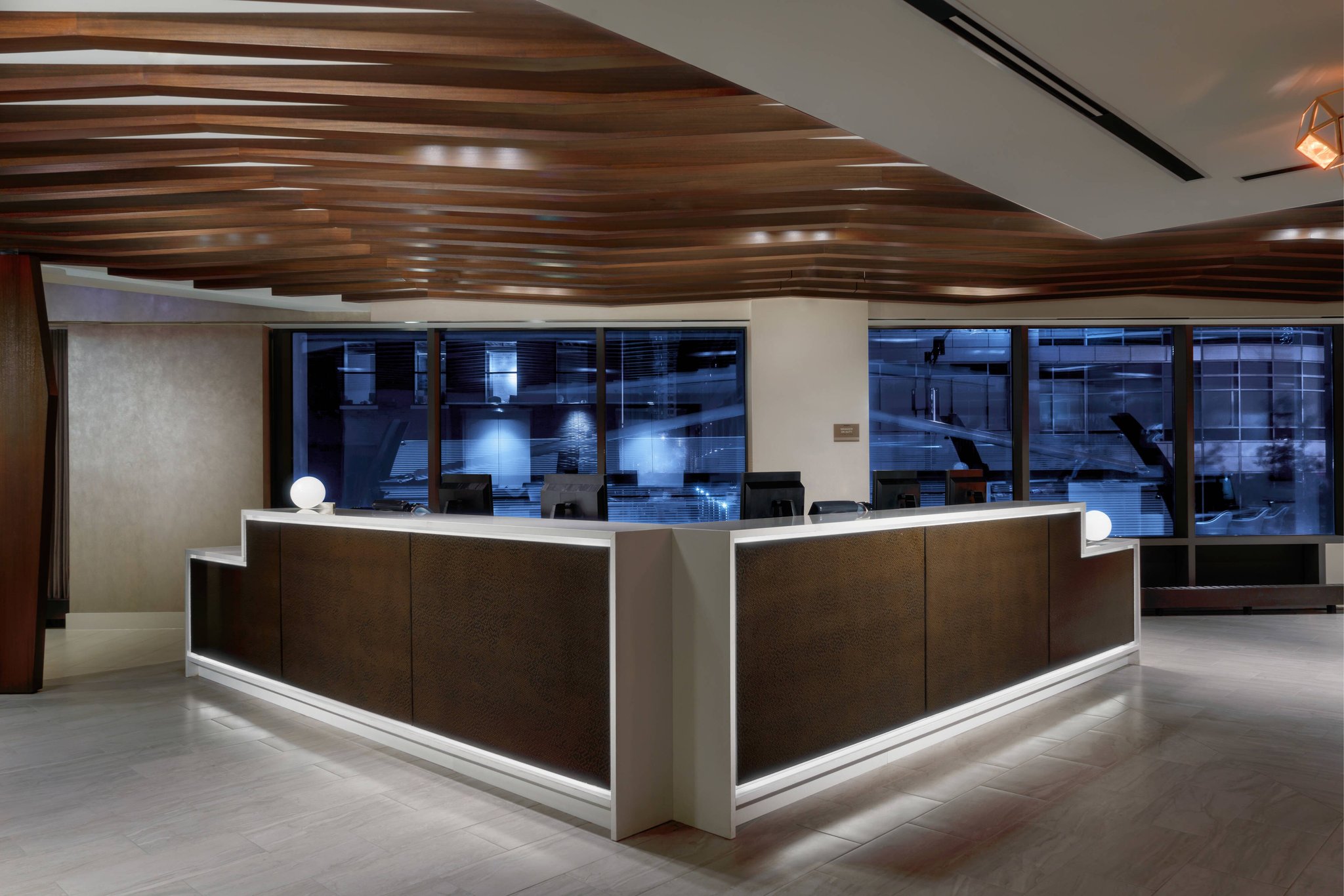 Springhill Suites By Marriott Chicago Downtown River North