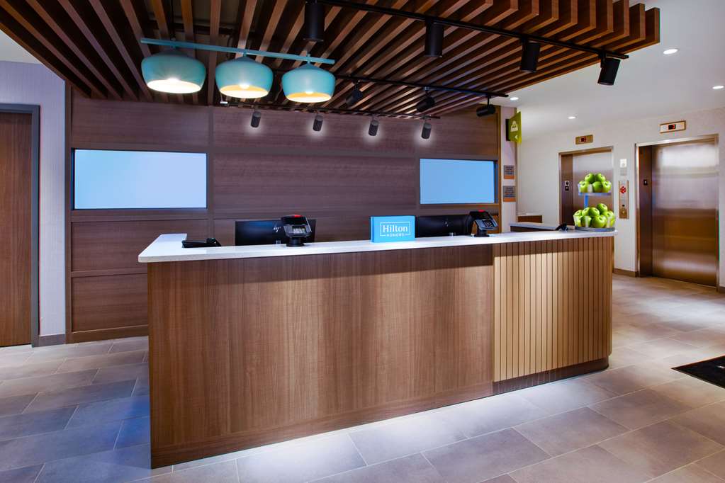 Home2 Suites By Hilton Grand Rapids Northeast