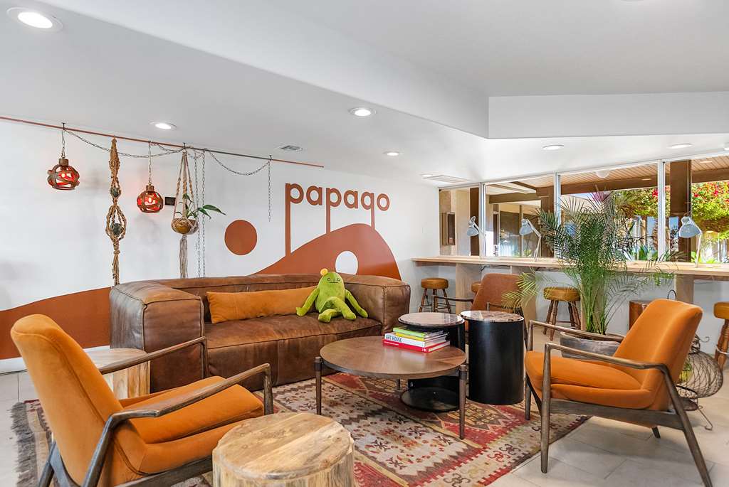 Papago Hotel Reside Trademark
