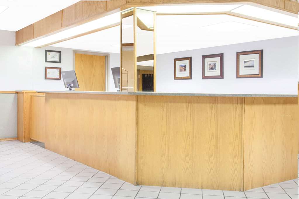 Super 8 Kenora