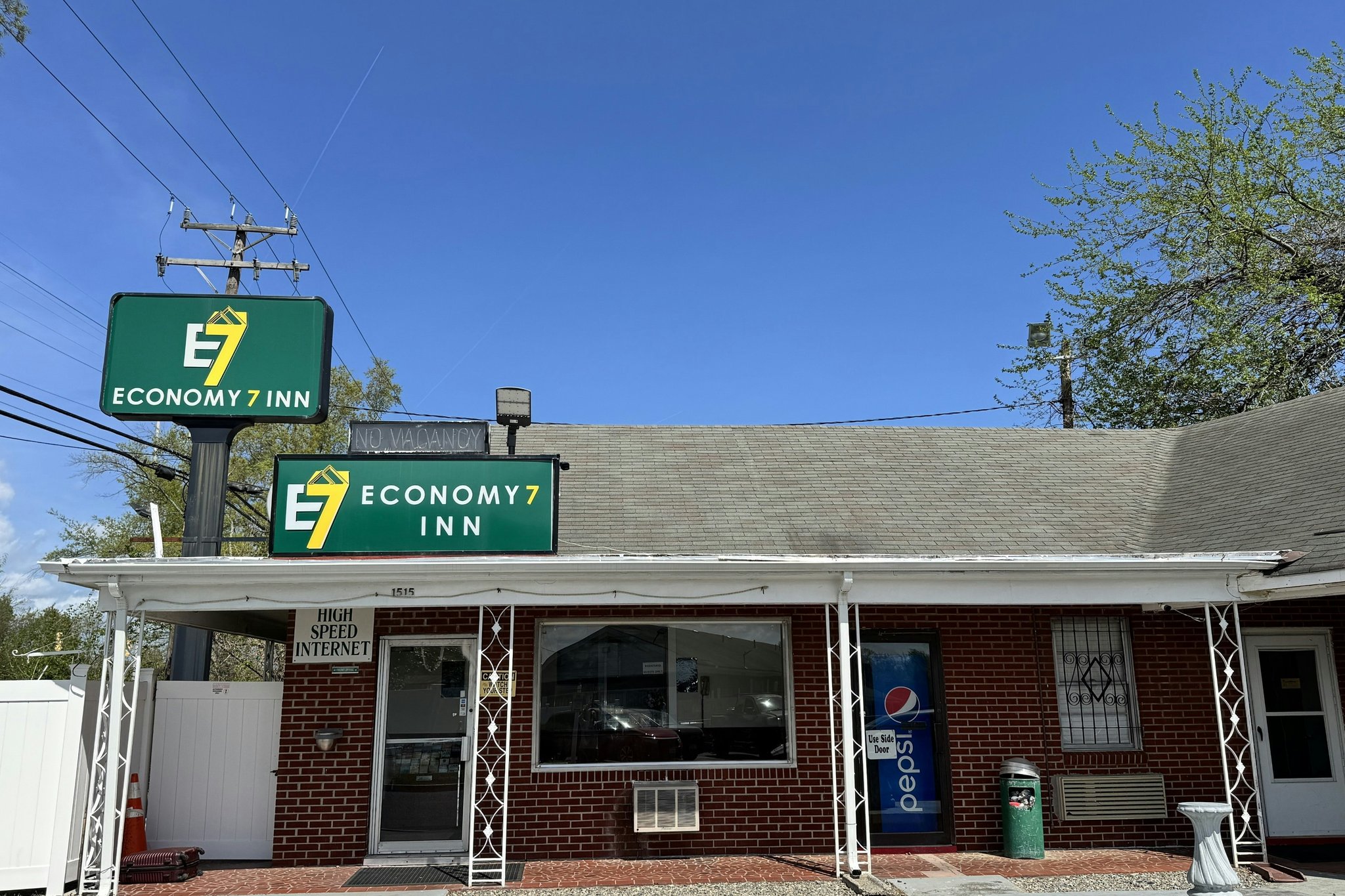 Economy 7 Inn Near Hampton