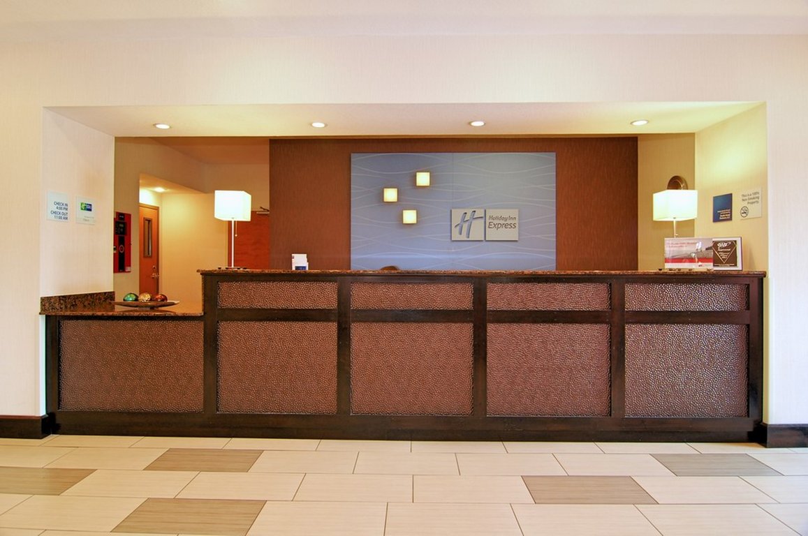 Holiday Inn Exp Suites Destin