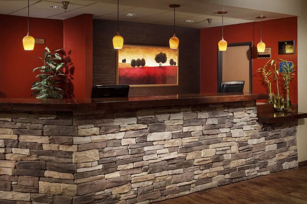 Roosevelt Grand Dakota Surestay Collection By Best Western