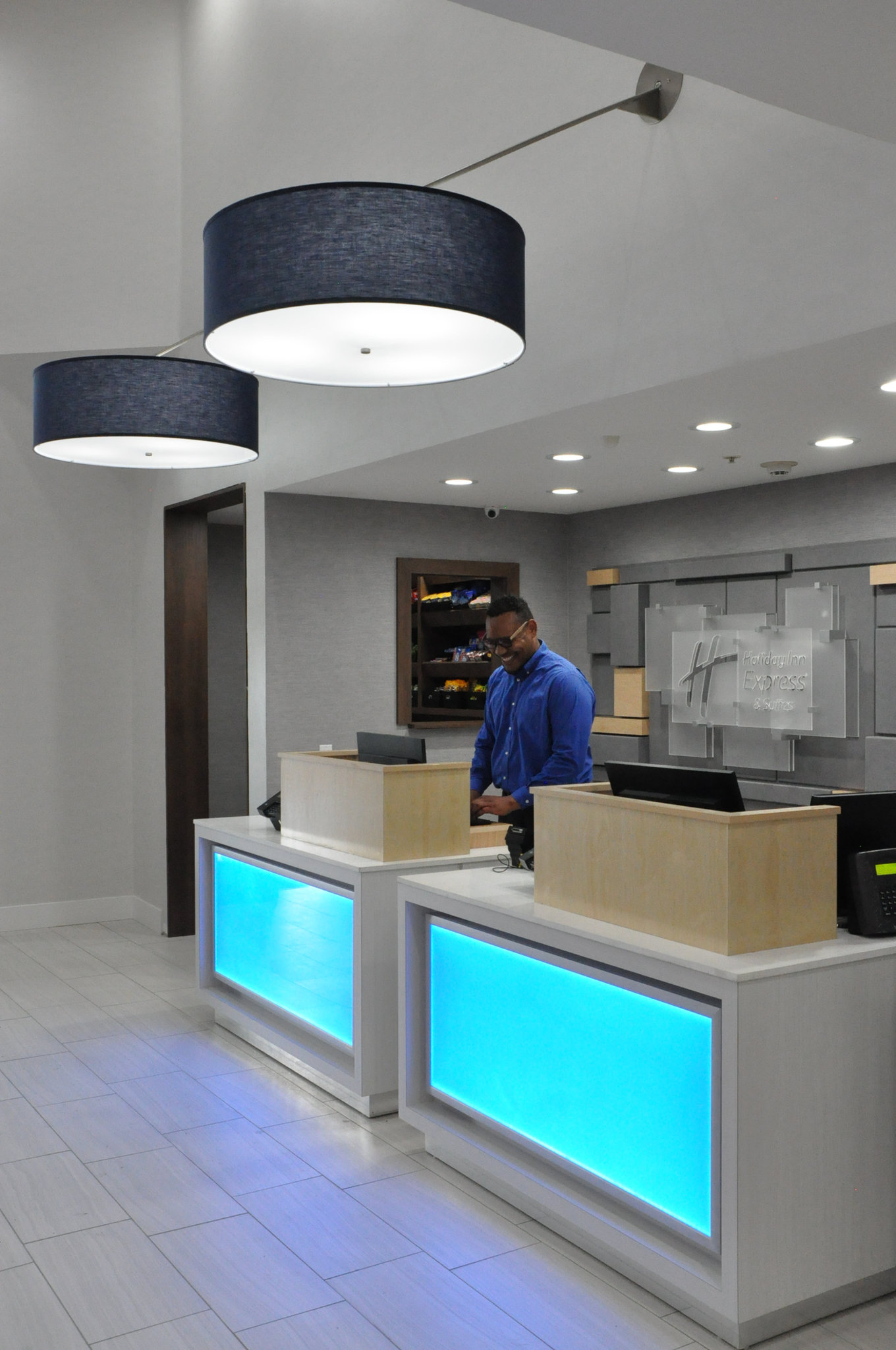 Holiday Inn Express And Suites Lake Forest