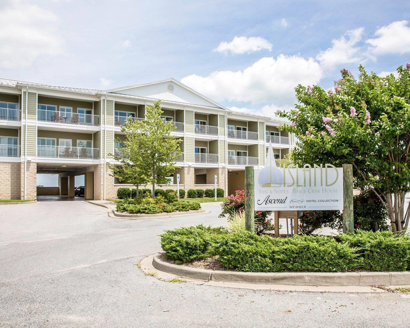 Island Inn And Suites An Ascend Collection Hotel