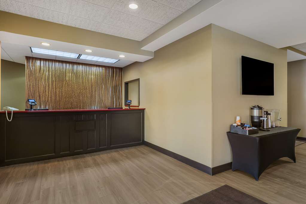 Mainstay Suites Fitchburg - Madison