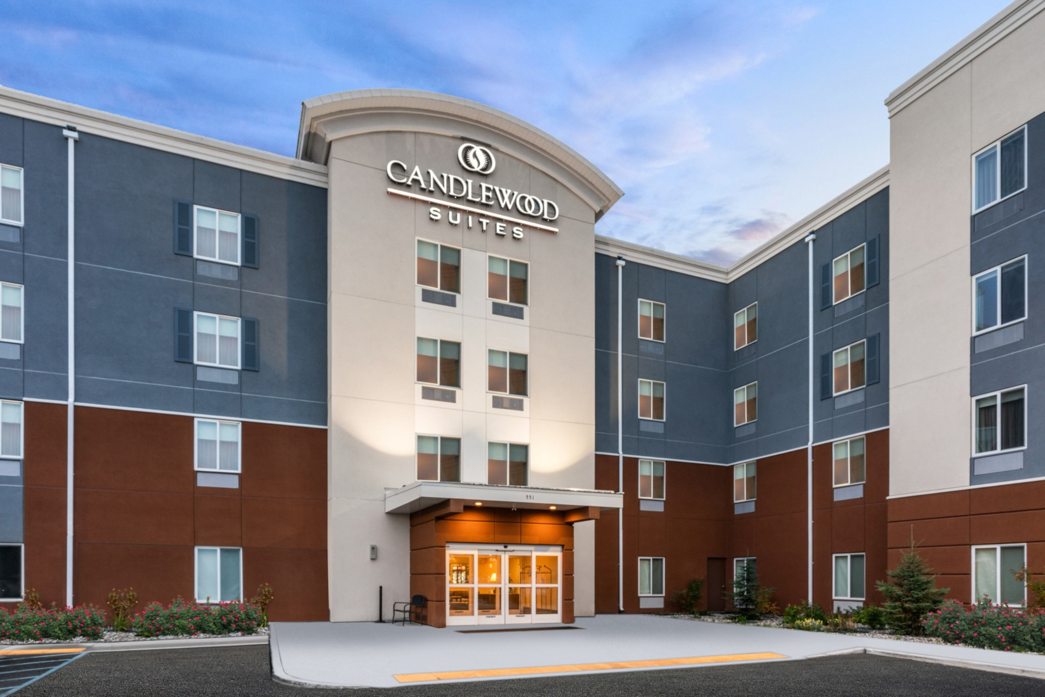 Candlewood Suites Airport