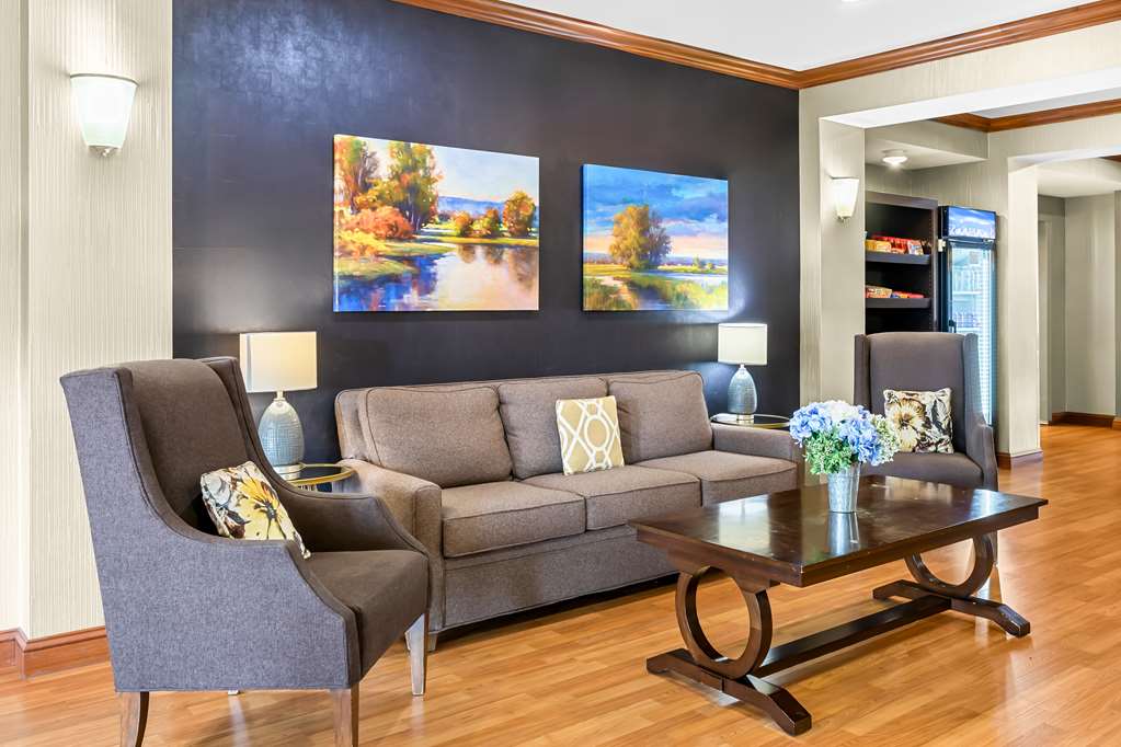 Best Western Legacy Inn And Suites Beloit-south Beloit