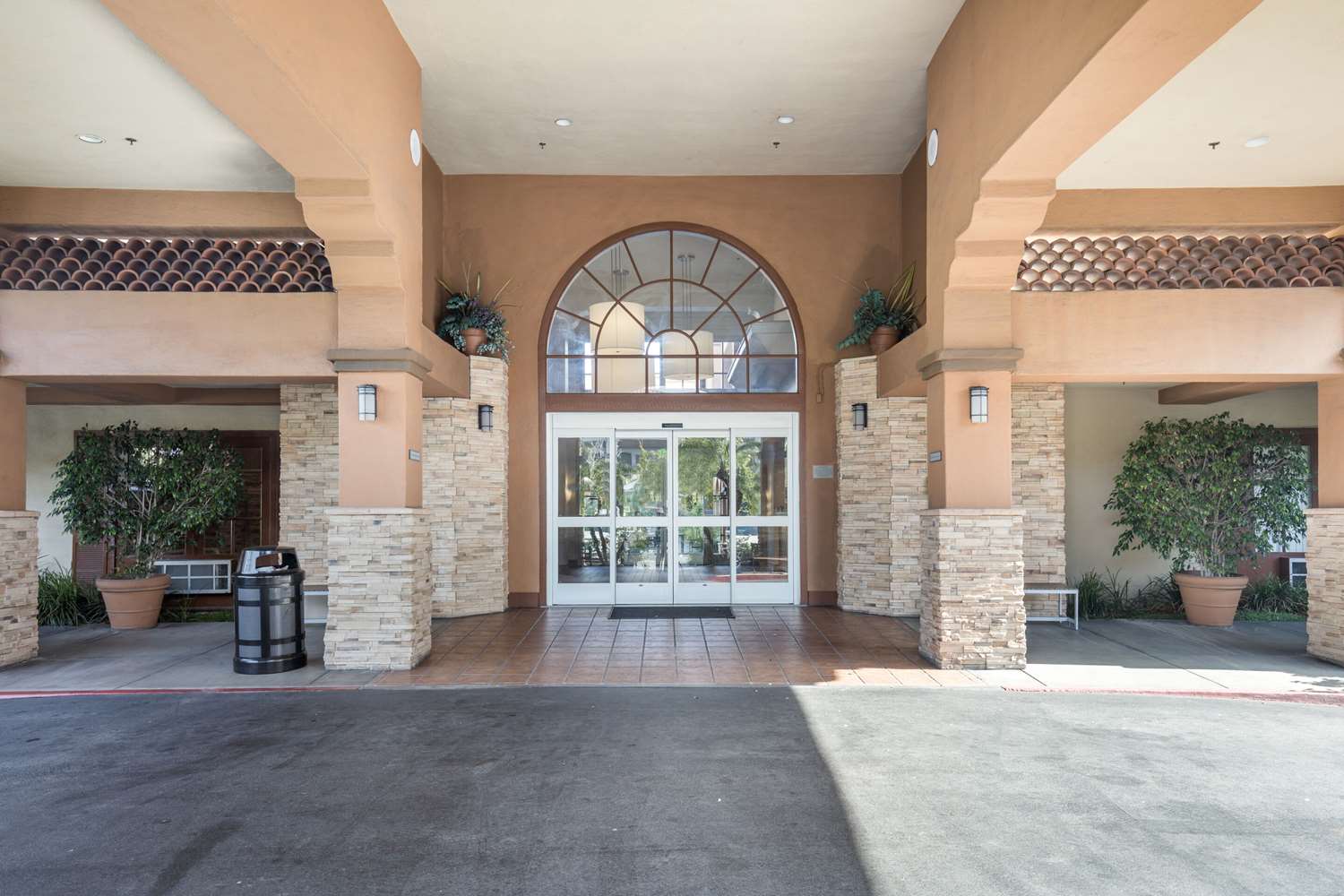 Mainstay Suites Orange County John Wayne Airport