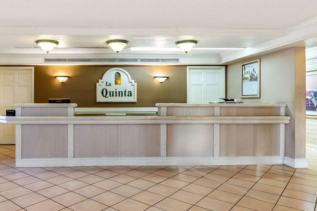 La Quinta Inn West