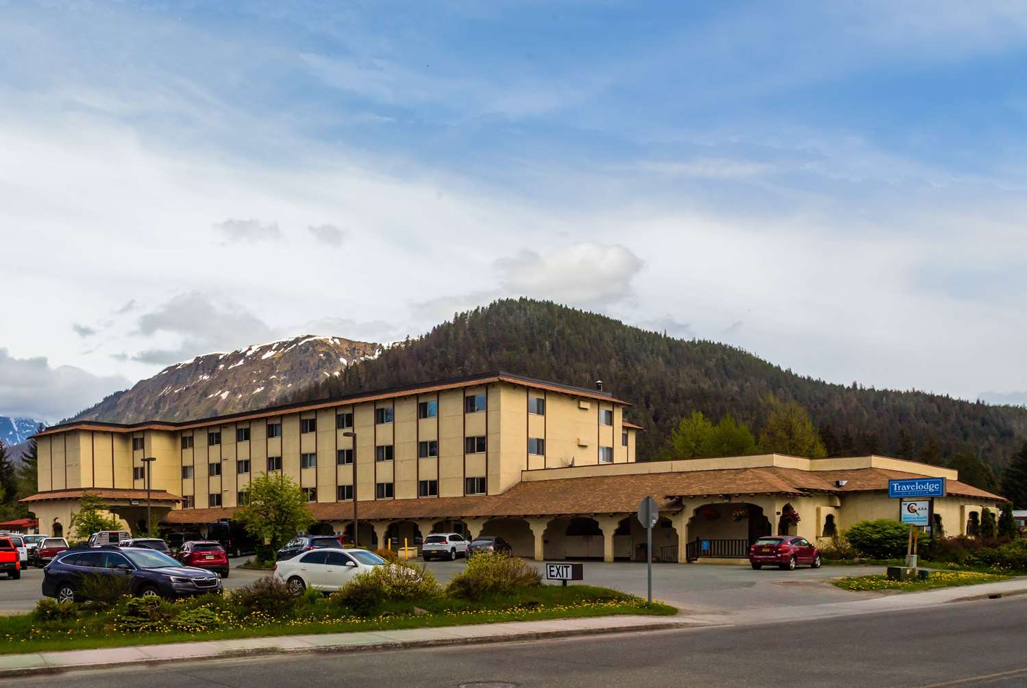 Tl Hotel
