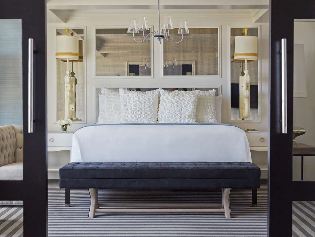 Viceroy Monarch Suite Bed