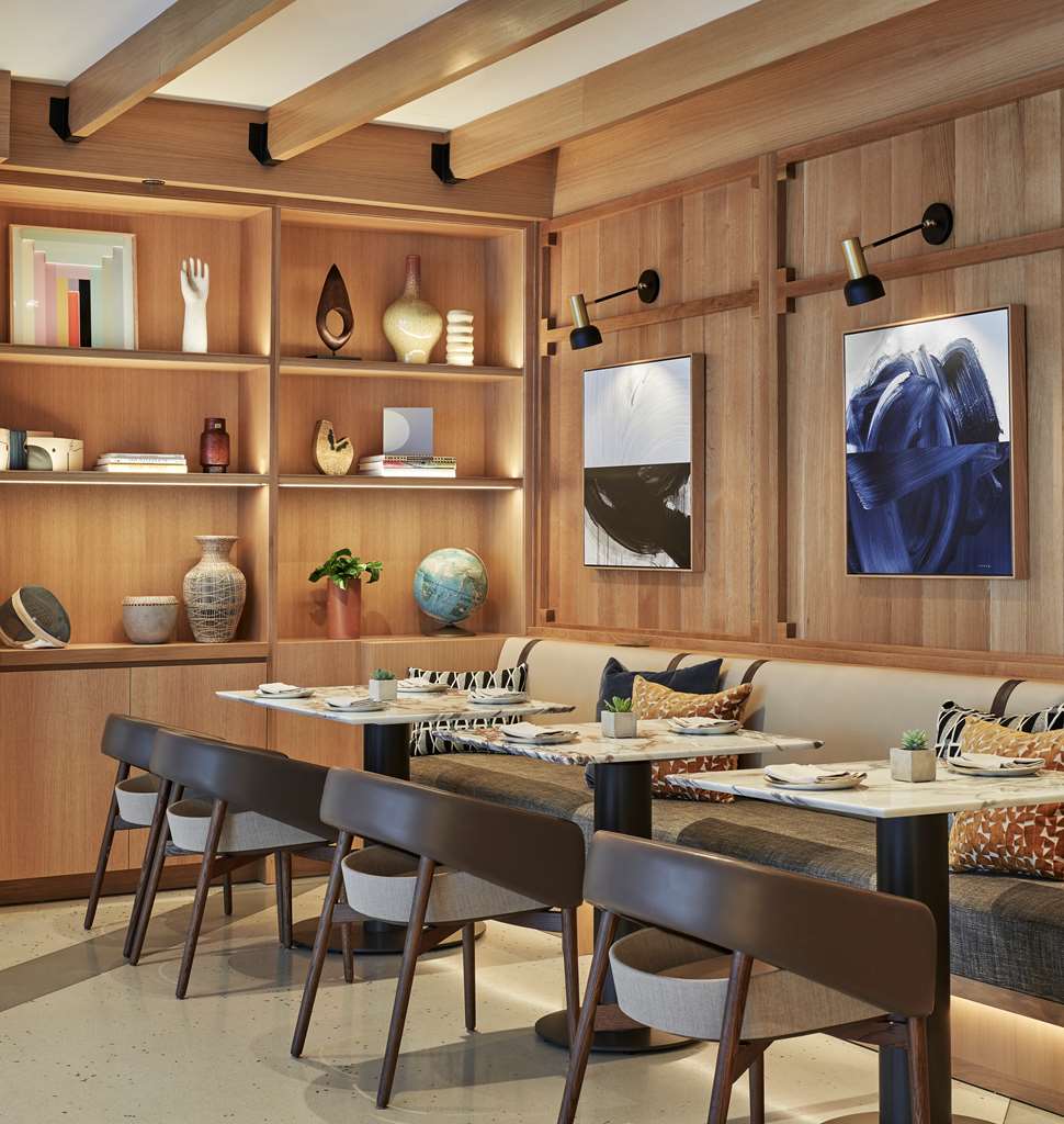 vsm sugar palm dining room