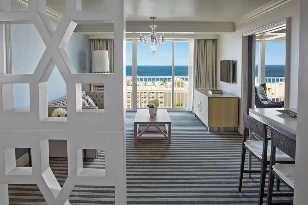 Viceroy Monarch Suite Living Room